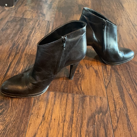 Barney’s Leather Booties - Picture 2 of 8